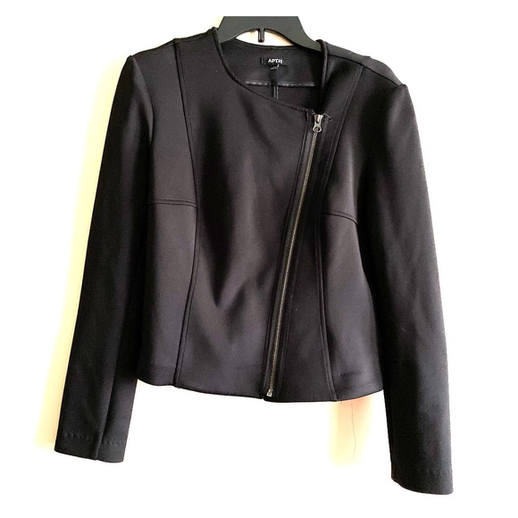 Apt. 9 Blazer - Picture 1 of 3